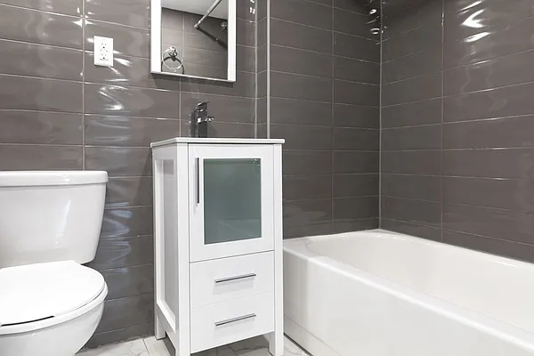 Rented by Kahen Properties | media 22