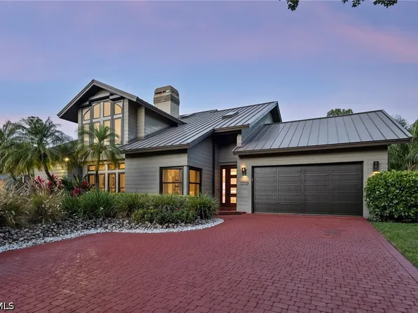 5700 Waxmyrtle Way, Naples, FL 34109