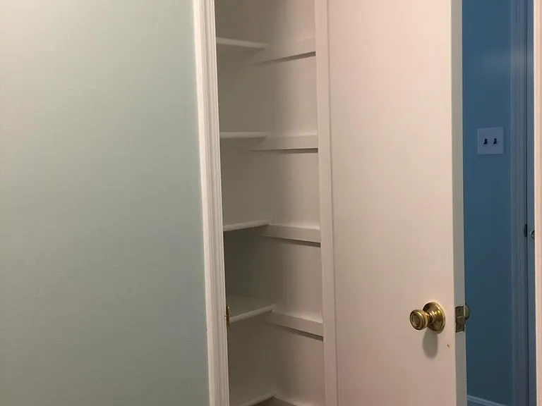 Towel closet