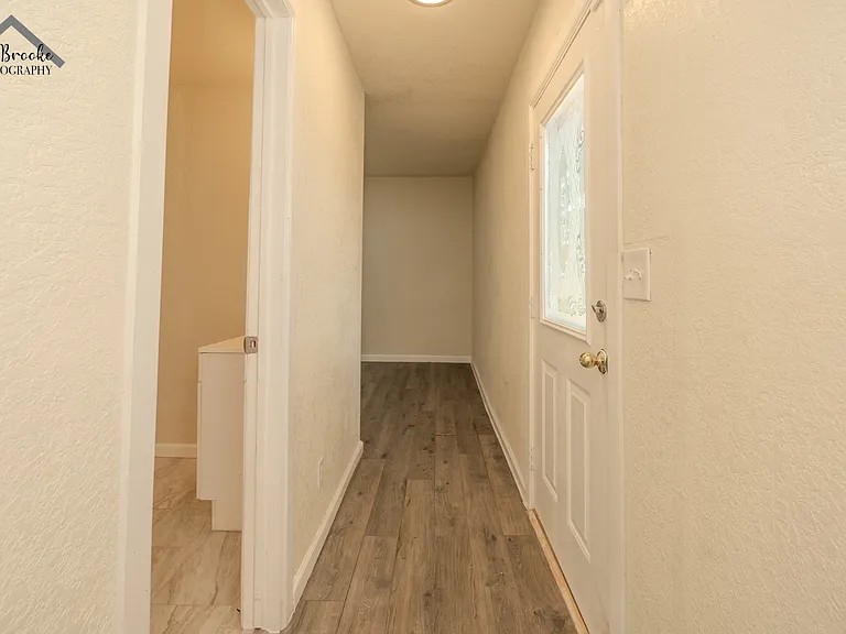 102 Paradise St — Photo 20