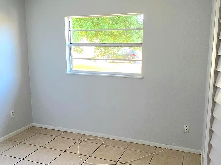 3020 Mary St — Photo 12