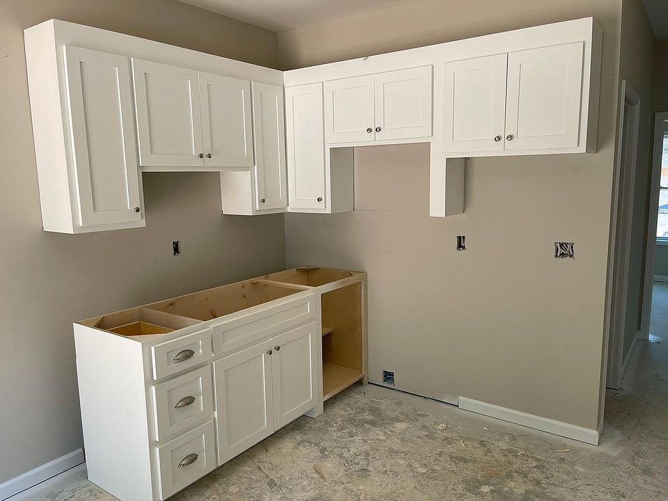 2nd image of 450 Sunrise Dr #1-12