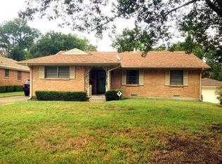3550 Rockbluff Dr, Dallas, TX 75227