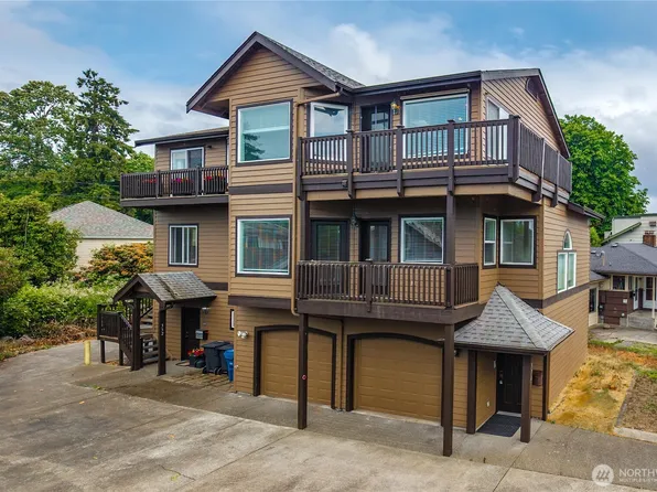 330 E Bay Drive NE, Olympia, WA 98506