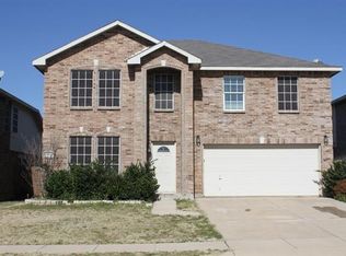 1805 J Cheshier Rd, Justin, TX 76247
