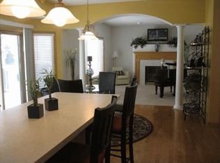 7931 Hill Rd, Woodbury, MN 55125