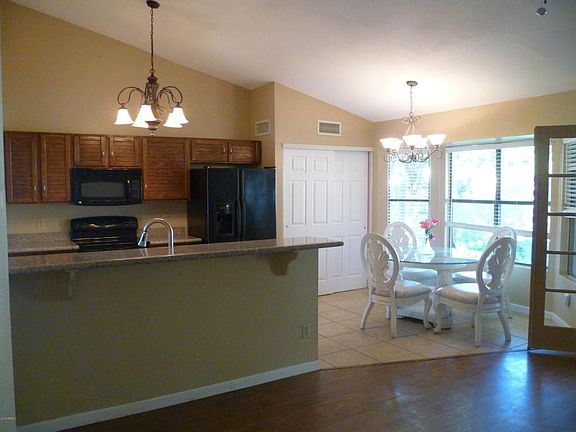 4th image of 1440 E Wickieup Ln