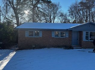 5632 Birch Rd, Fayetteville, NC 28304