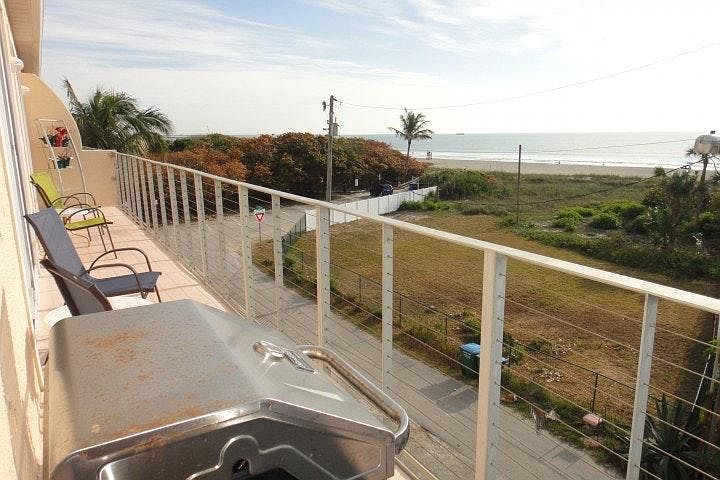 8211 Presidential - oceanfront deck