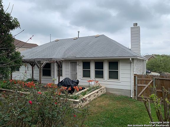 4th image of 8842 Star Creek Dr