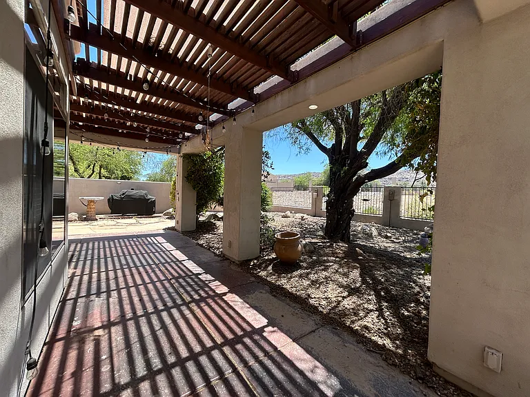 2041 E Fawn Dr — Photo 56