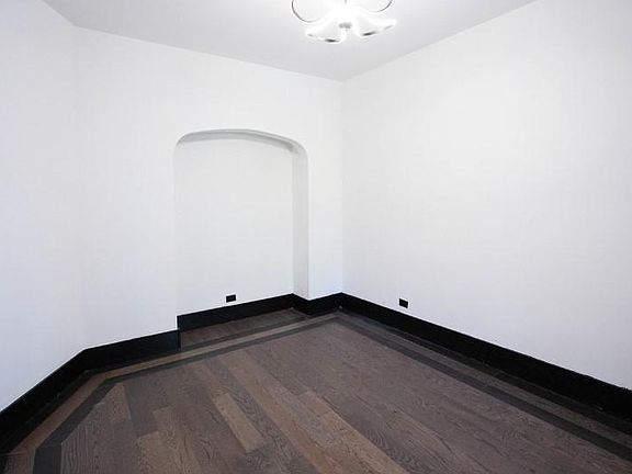 5th image of 614 N Troy St #G