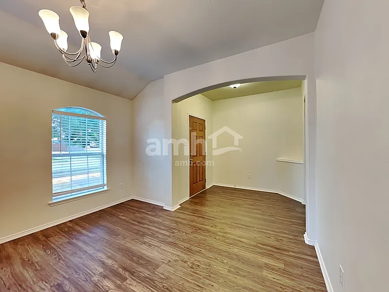 3833 Pinebluff Ln — Photo 8