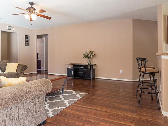 5th image of 17923 June Forest Dr