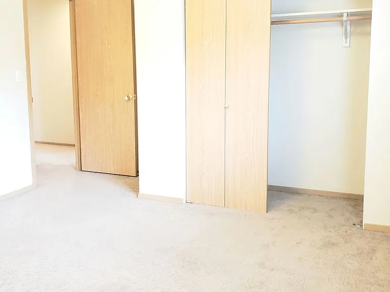 591 Eastmont Ave — Photo 23