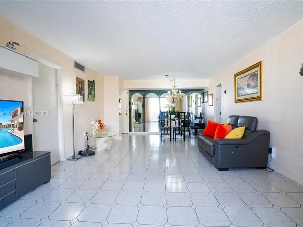 1833 S Ocean Dr APT 1103, Hallandale, FL 33009