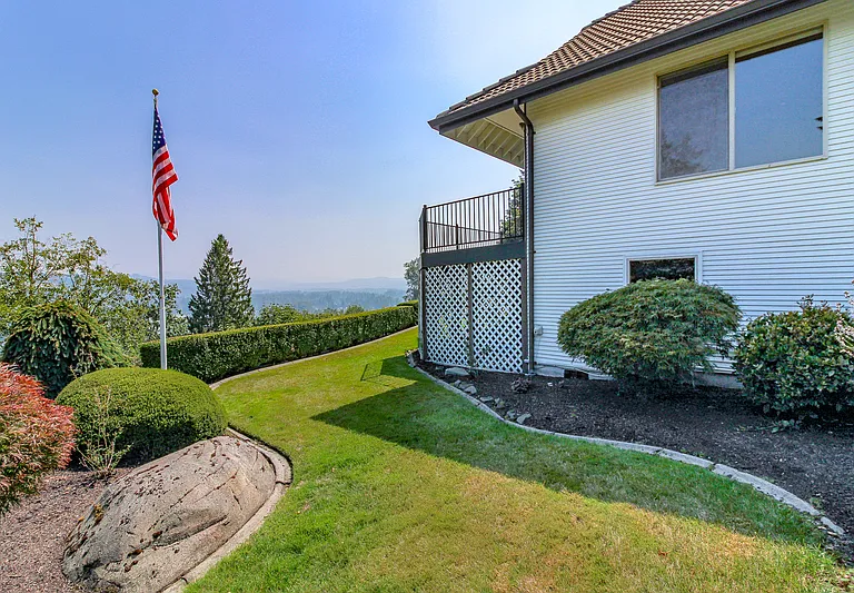 11618 Jennifer Ct E — Photo 45