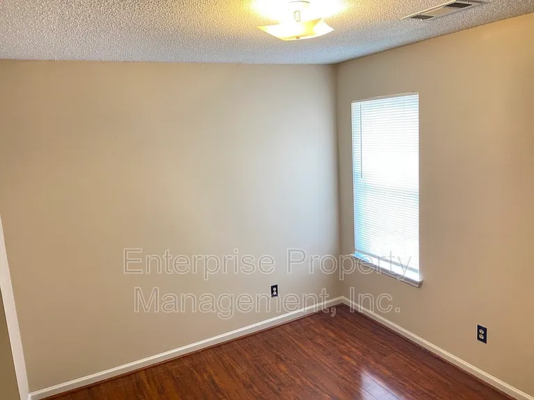 3794 Walden Meadow Dr — Photo 15