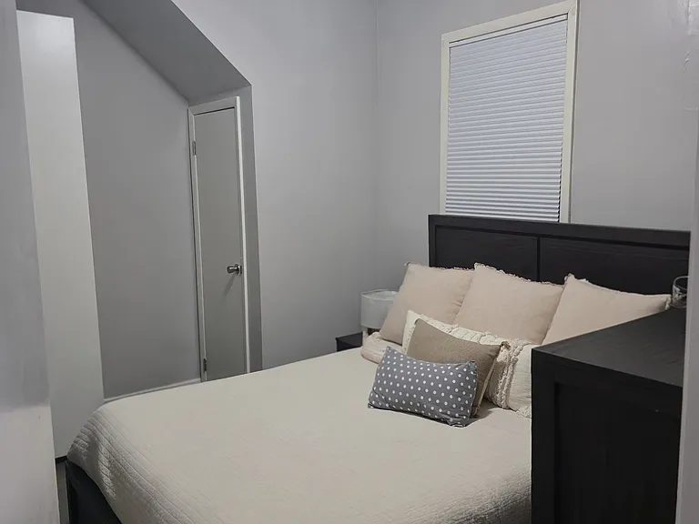 306-308 Beech St #1 — Photo 6