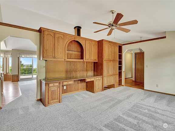 4th image of 5231 71st Avenue NE