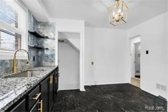 3 bed, 1101 sqft, $1,500 — Photo 4