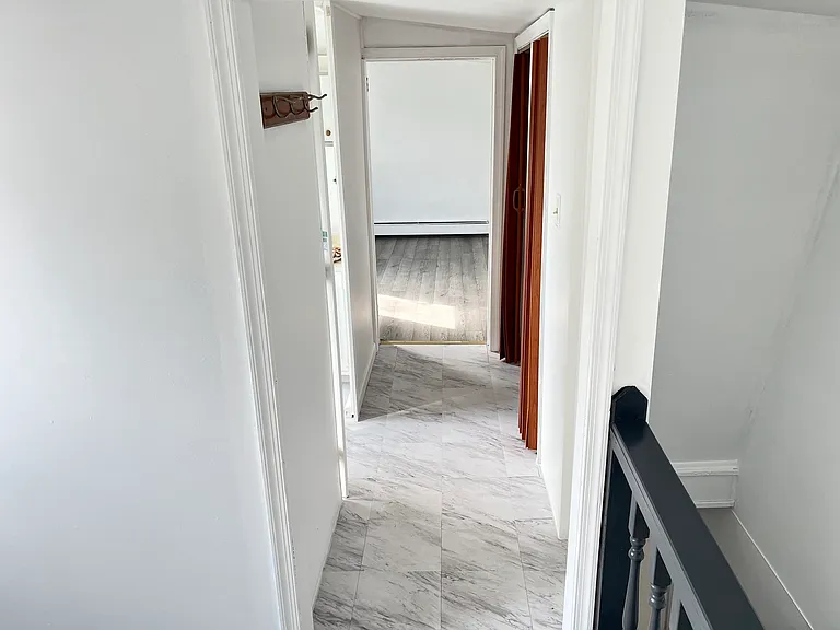 10 E Carroll St — Photo 13