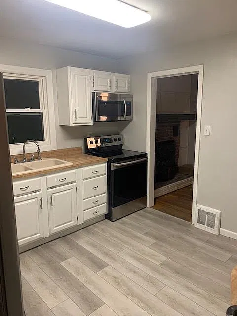 4 bed, $2,000 — Photo 2