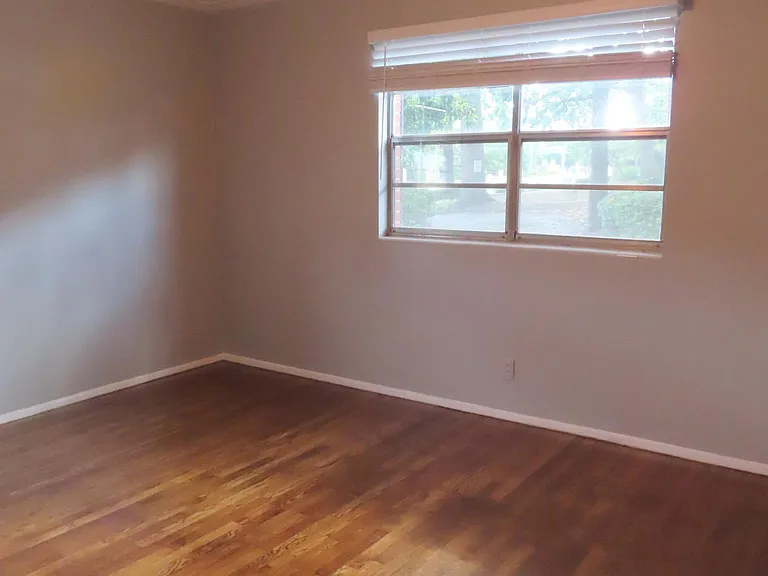 3660 Peachtree Rd NE — Photo 19