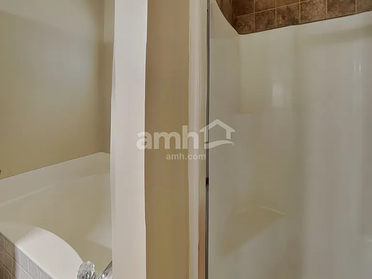 7103 Morello Ln — Photo 11