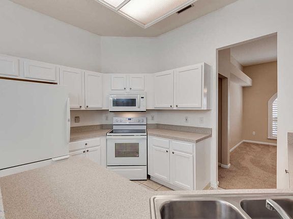 5th image of 6717 Beatrix Dr