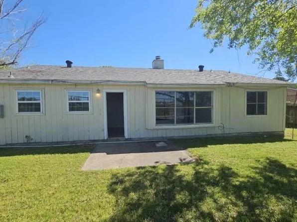 8607 Sherrywood Dr, Houston, TX 77044