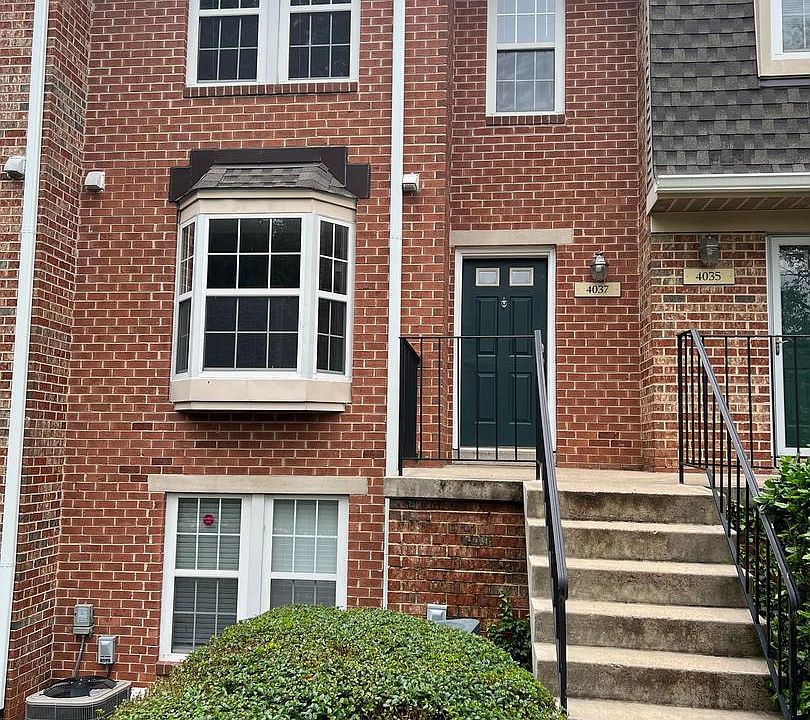 1st image of 4037 Chesterwood Dr #4037