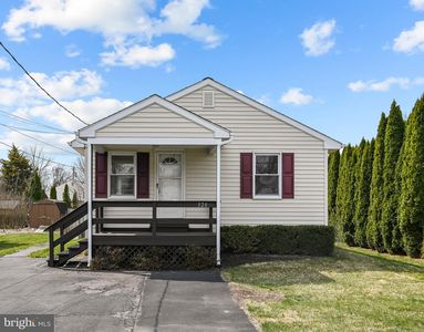 320 Elm St #A & B, Warminster, PA, 18974