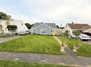49 Nimitz Rd, Rumford, RI 02916