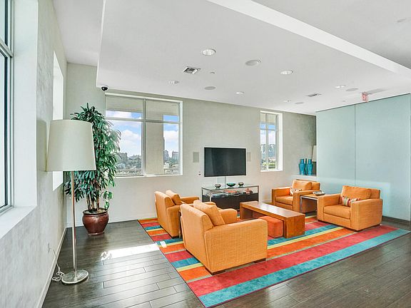5th image of 300 S Australian Ave Unit 327