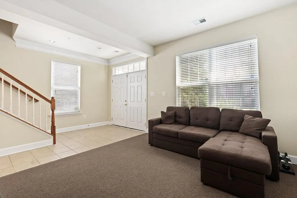 8014 Endzone Way — Photo 4