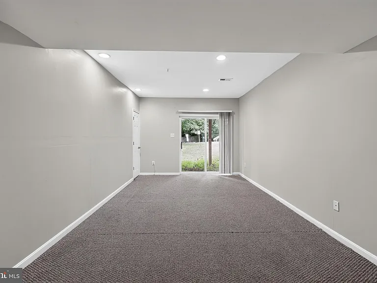 11715 Gunners Dr — Photo 40