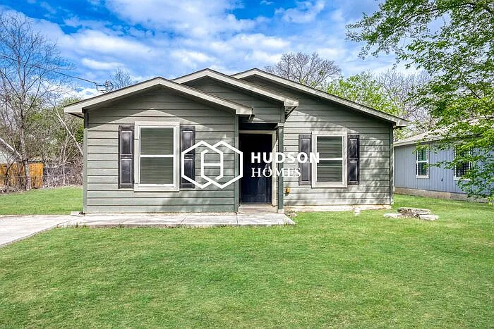 126 N San Ignacio Ave — Photo 1