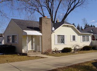 212 Deray Ct, Auburn Hills, MI 48326