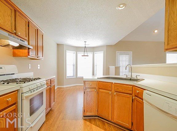 4th image of 1175 Glenbrook Ct