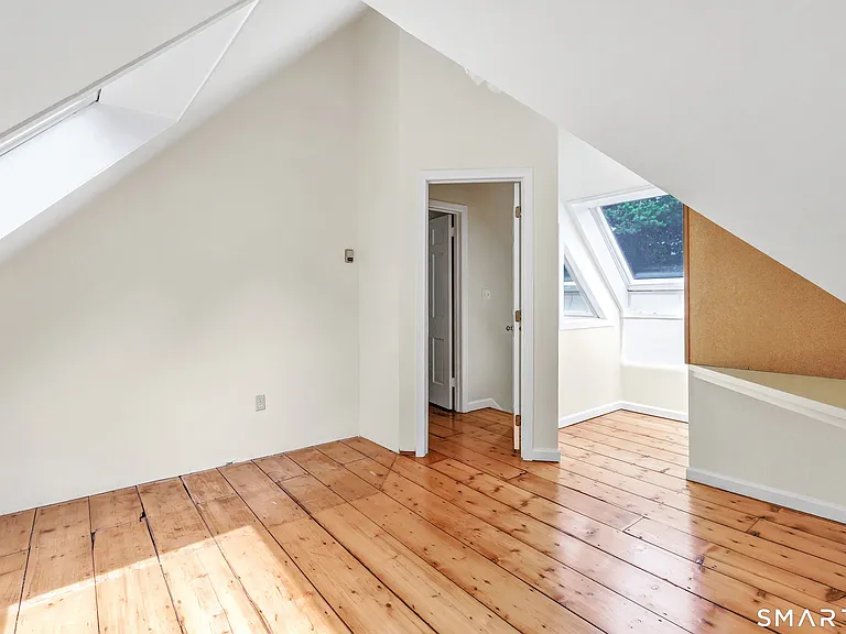 96 Holmes Ave — Photo 35
