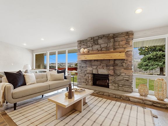 3rd image of 8651 S Mount Majestic Rd