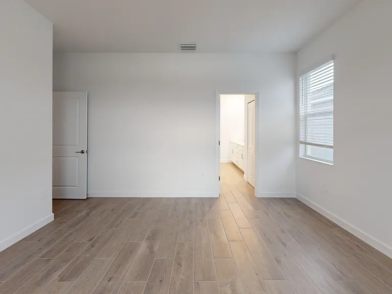 7913 Lakes Edge Ln — Photo 13