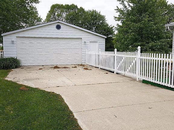 2nd image of 1342 Winfield Dr