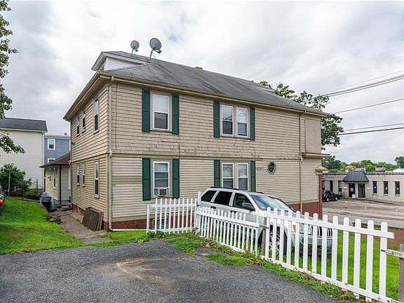5th image of 847 Charles St