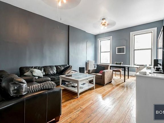 3rd image of 40 Avenue C #3A