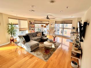 659 1st St APT 305, Hoboken, NJ 07030
