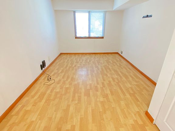 5th image of 391 Buchanan Ave Floor 1