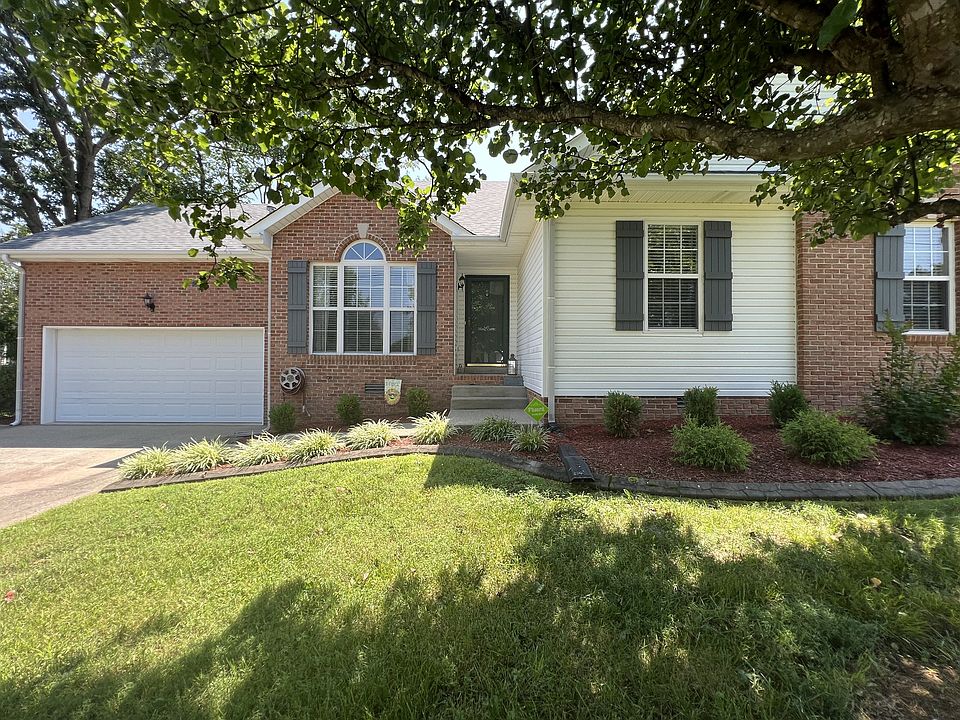 1st image of 1351 Ambleside Dr