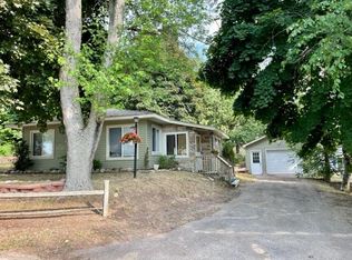 10789 Lake St, Chippewa Lake, MI 49320